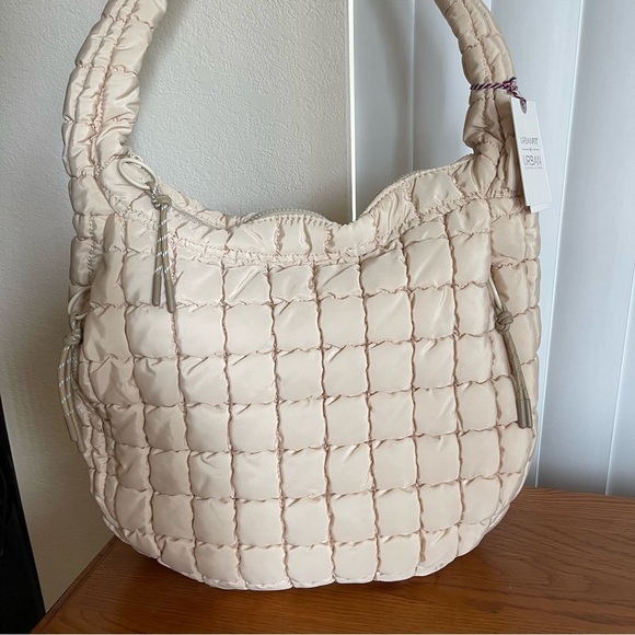 Urban Fit by Urban Expressions Quilted Puffer Leda Hobo Bag Cream - Picture 1 of 14